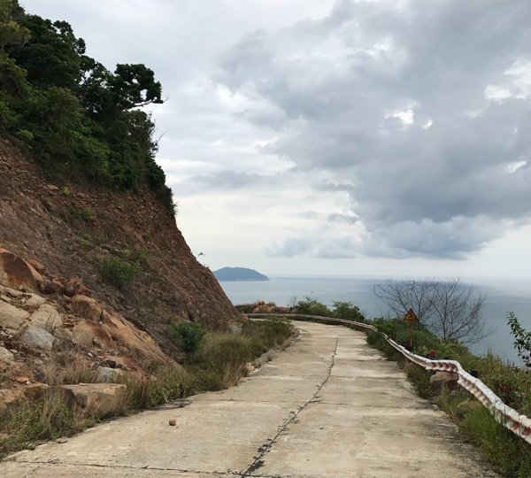 Monkey Mountain Cycling Tour Da Nang